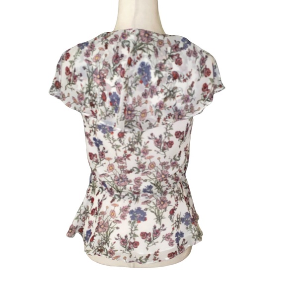 Lulu’s Lucrezia Floral Wrap Top M LAST PRICE DROP B4 DONATION - Picture 7 of 15